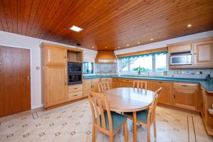 Breakfast kitchen- click for photo gallery